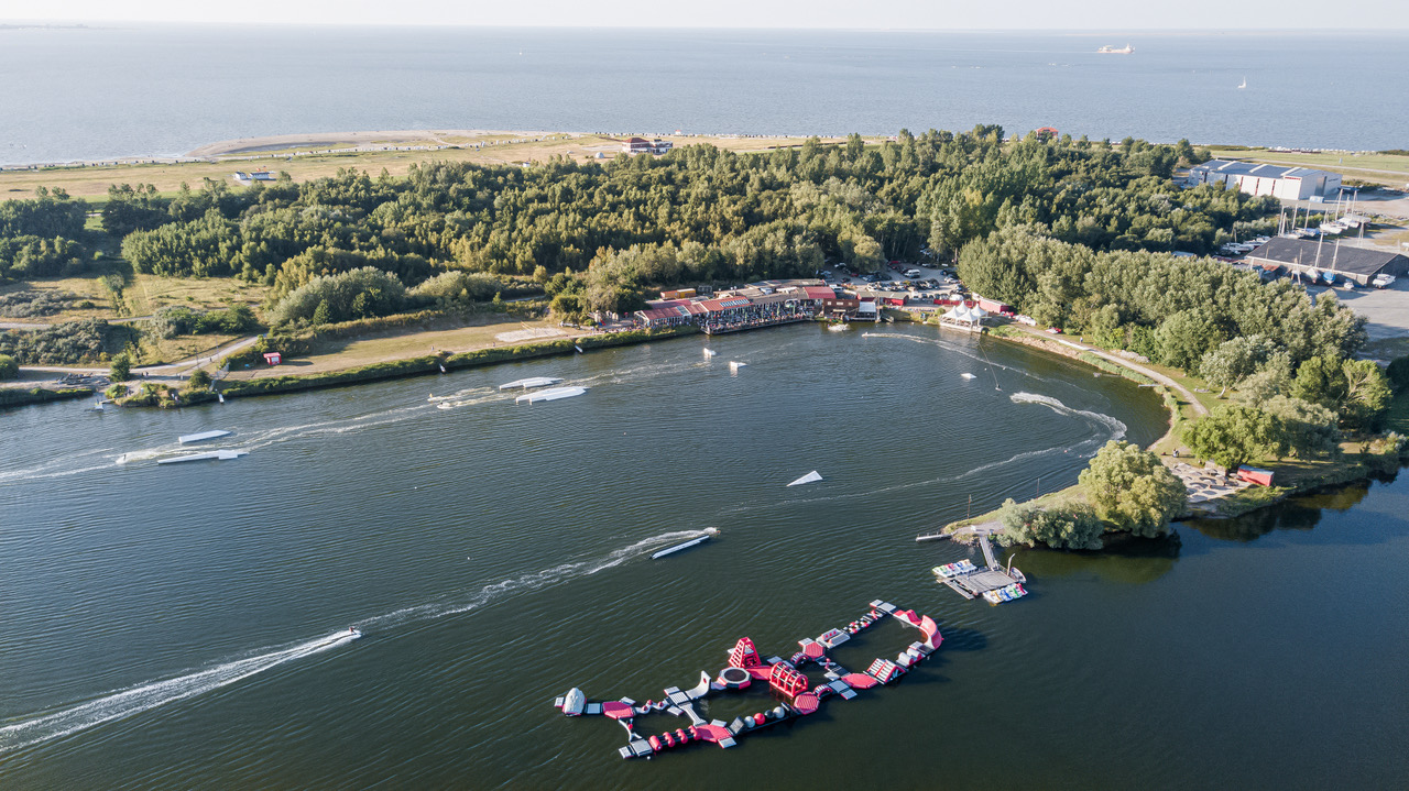 (c)selina_freitag_skiterrassen_2022_overview