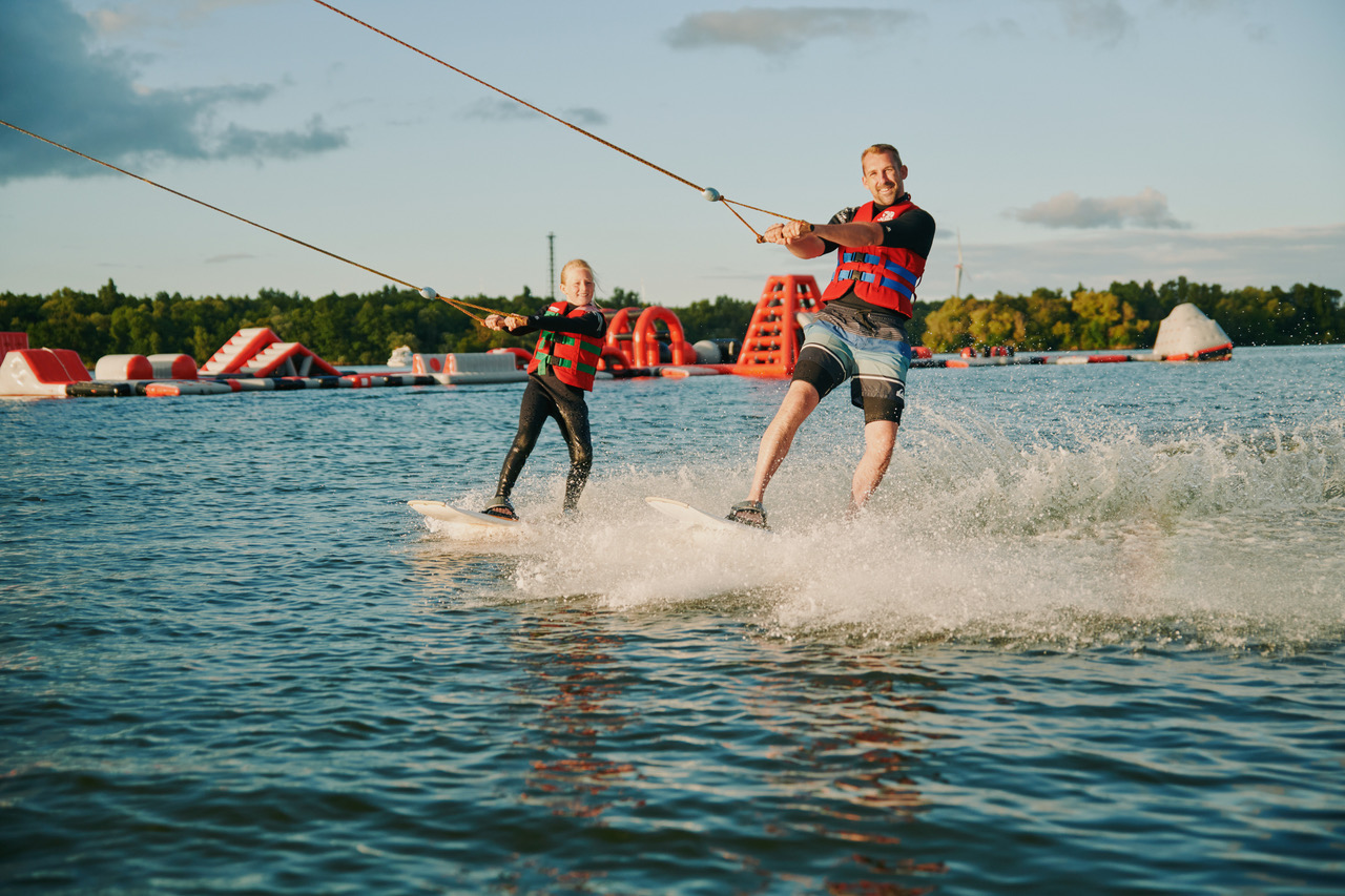 (c)skiterrassen_2022_angebote-wakeboard